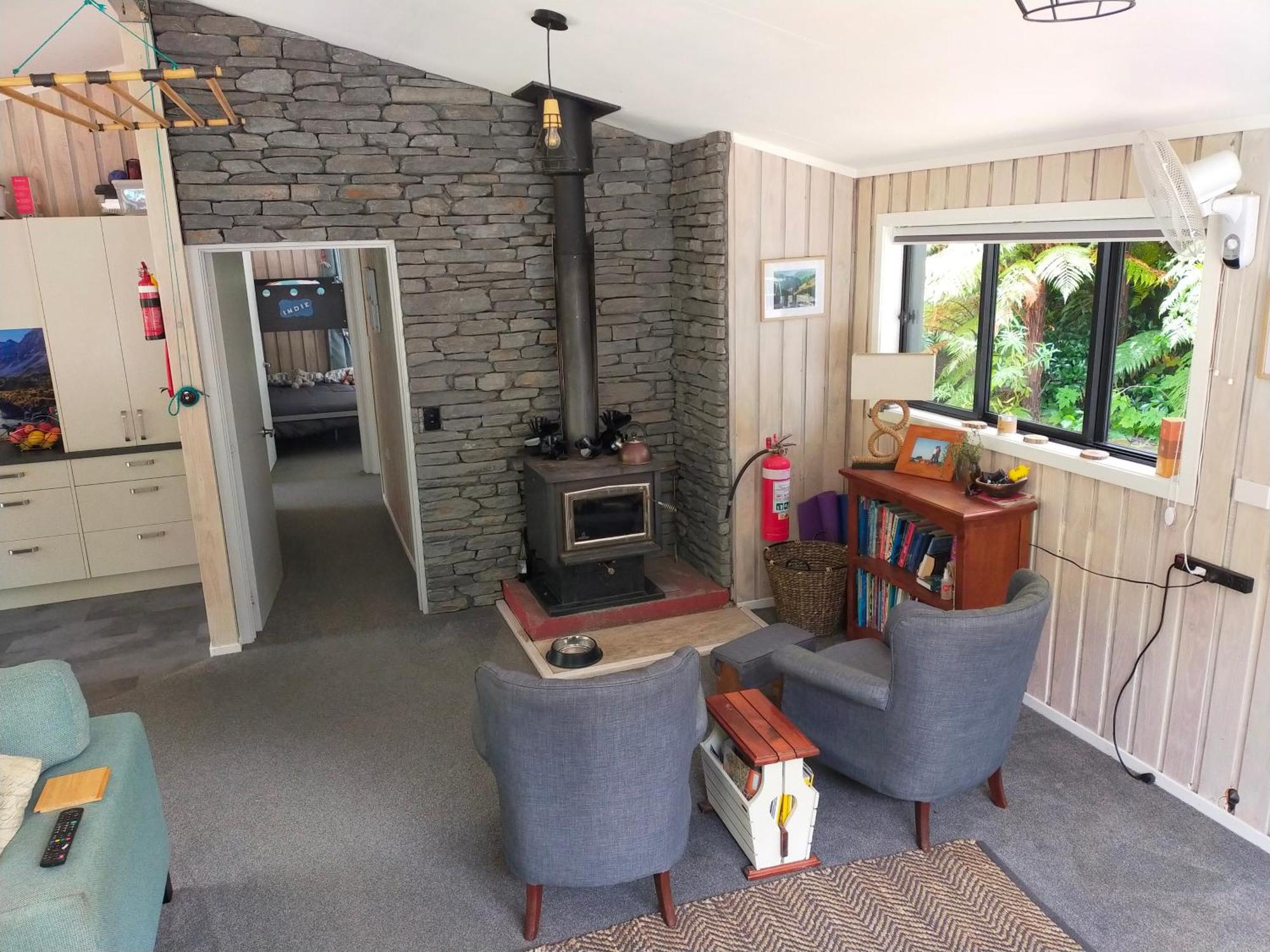 Maitai Whare Iti - Adventure Cabins & House Nelson Exterior photo